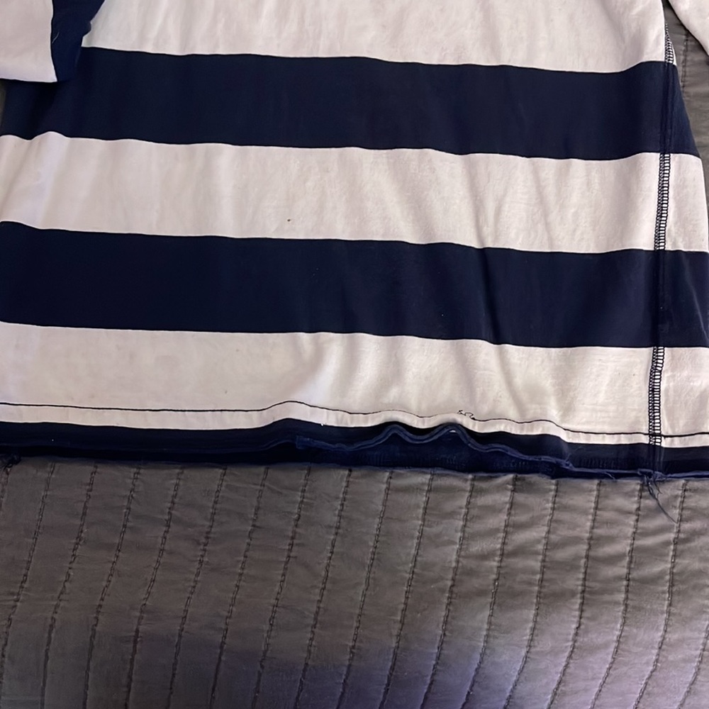 A&F long sleeve striped Muscle shirt size large **3/$15 T-shirts** - Picture 4 of 6